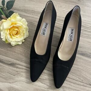 Pancaldi black close toe heels size 7.5 AA